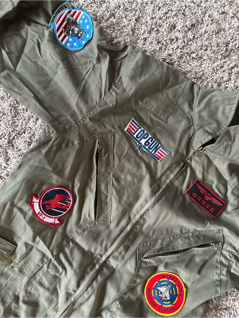 Men’s Top Gun Maverick/Goose Flight Suit Costume - Picture 5 of 5